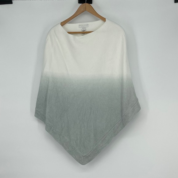 Barefoot Dreams Sweaters - Barefoot Dreams CozyChic Ultra Lite Poncho One Size White Gray Ombre Knit Cozy